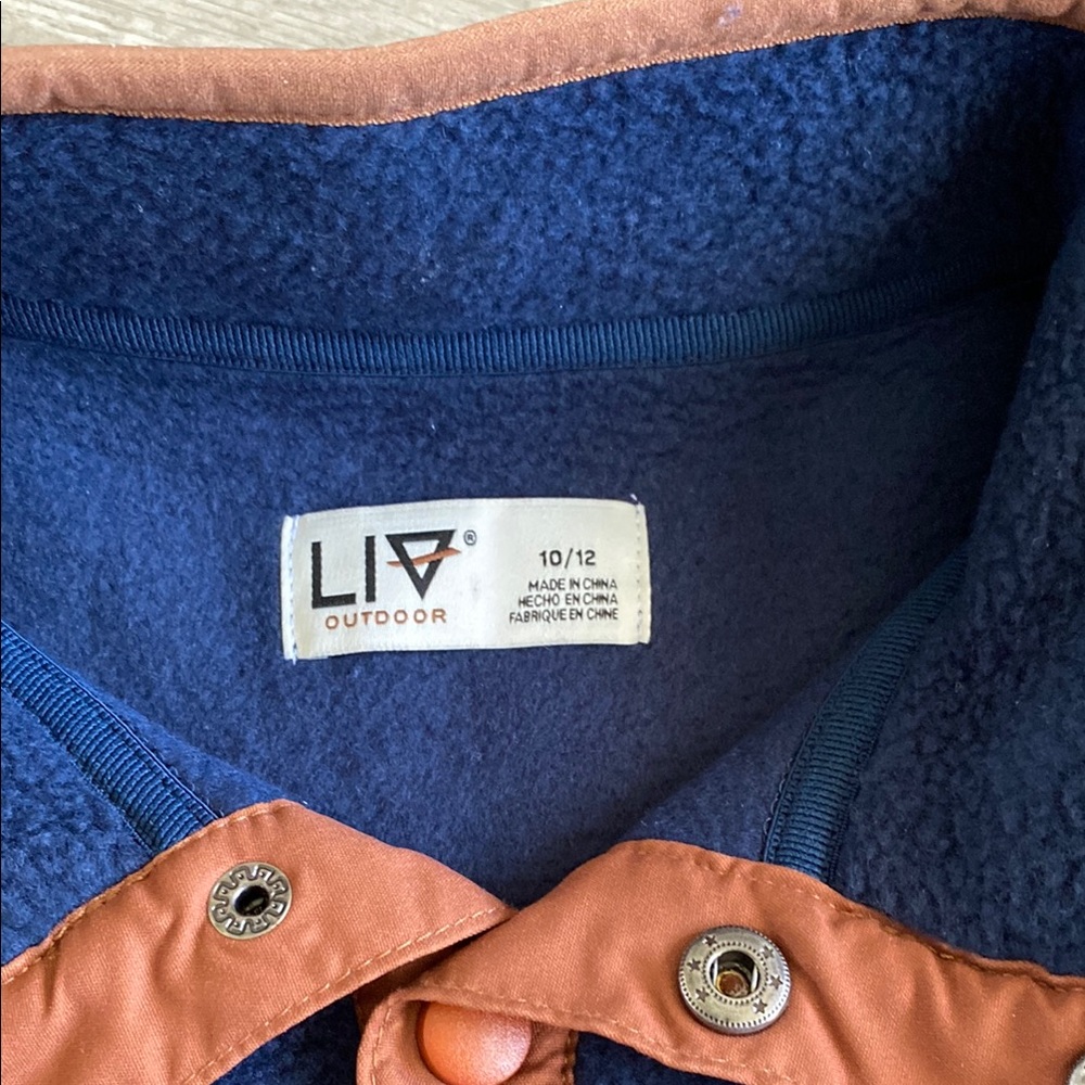 ๐ 3/$15 Blue and Orange Geometric Sweater with Southwestern Pattern 10-12 - Picture 4 of 4